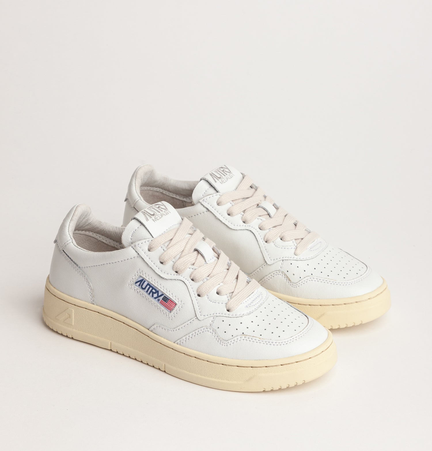 AUTRY Women Medalist LL15 - Leder weiß