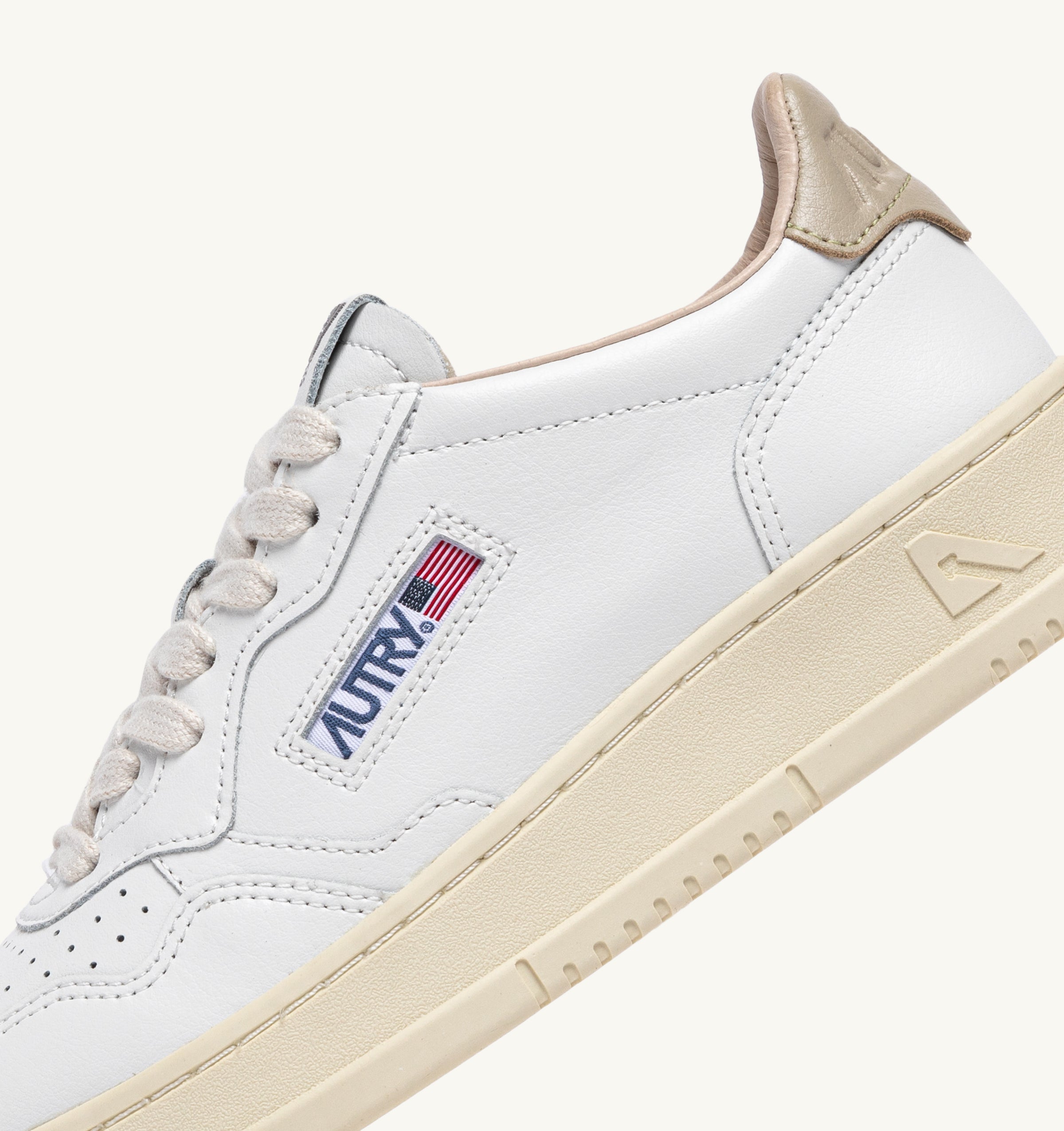 AUTRY Women Medalist LL87 - Leder weiß / Tidefoam