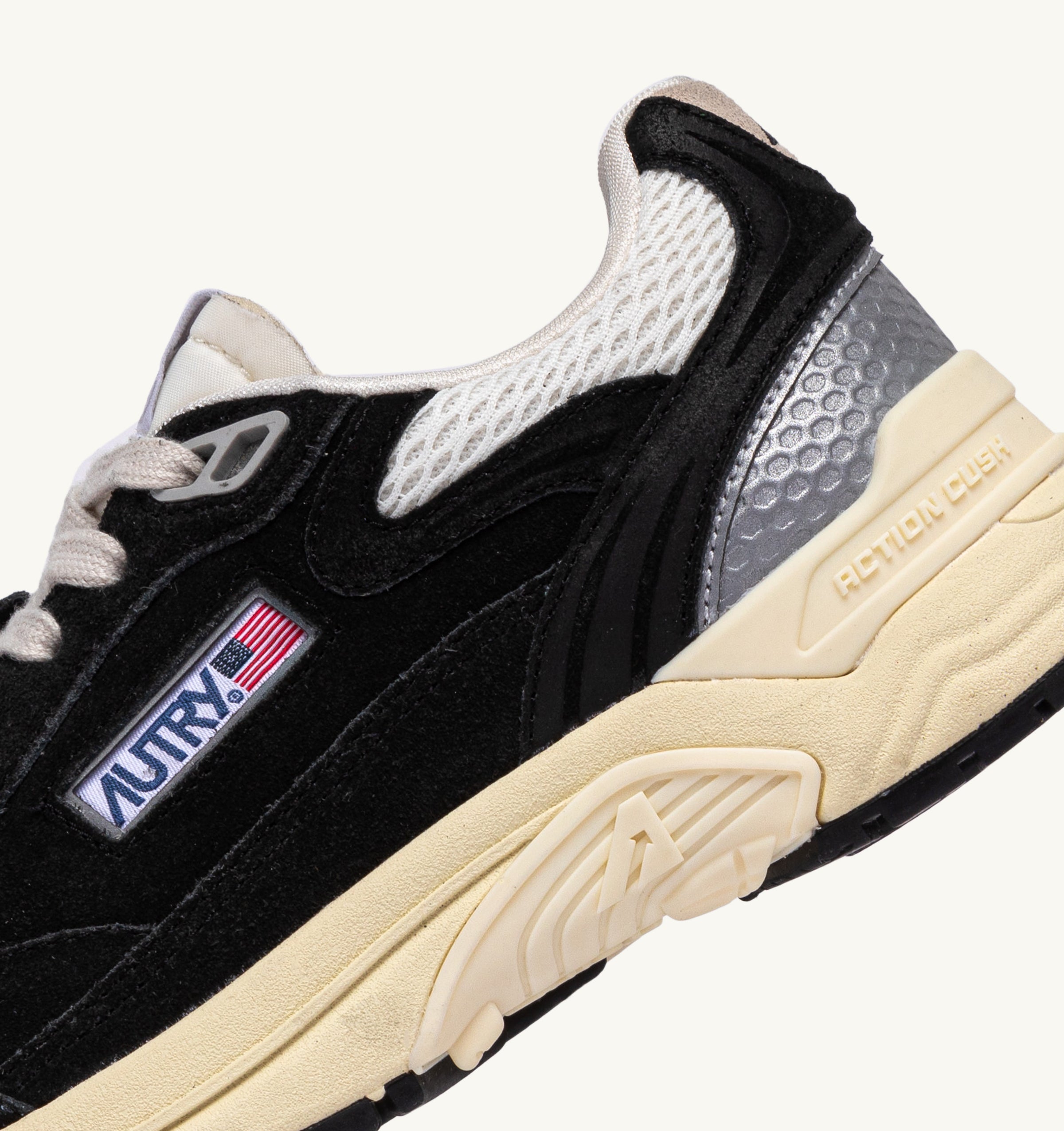 AUTRY Man Hyperway UM07 - Suede/Mesh black/silver