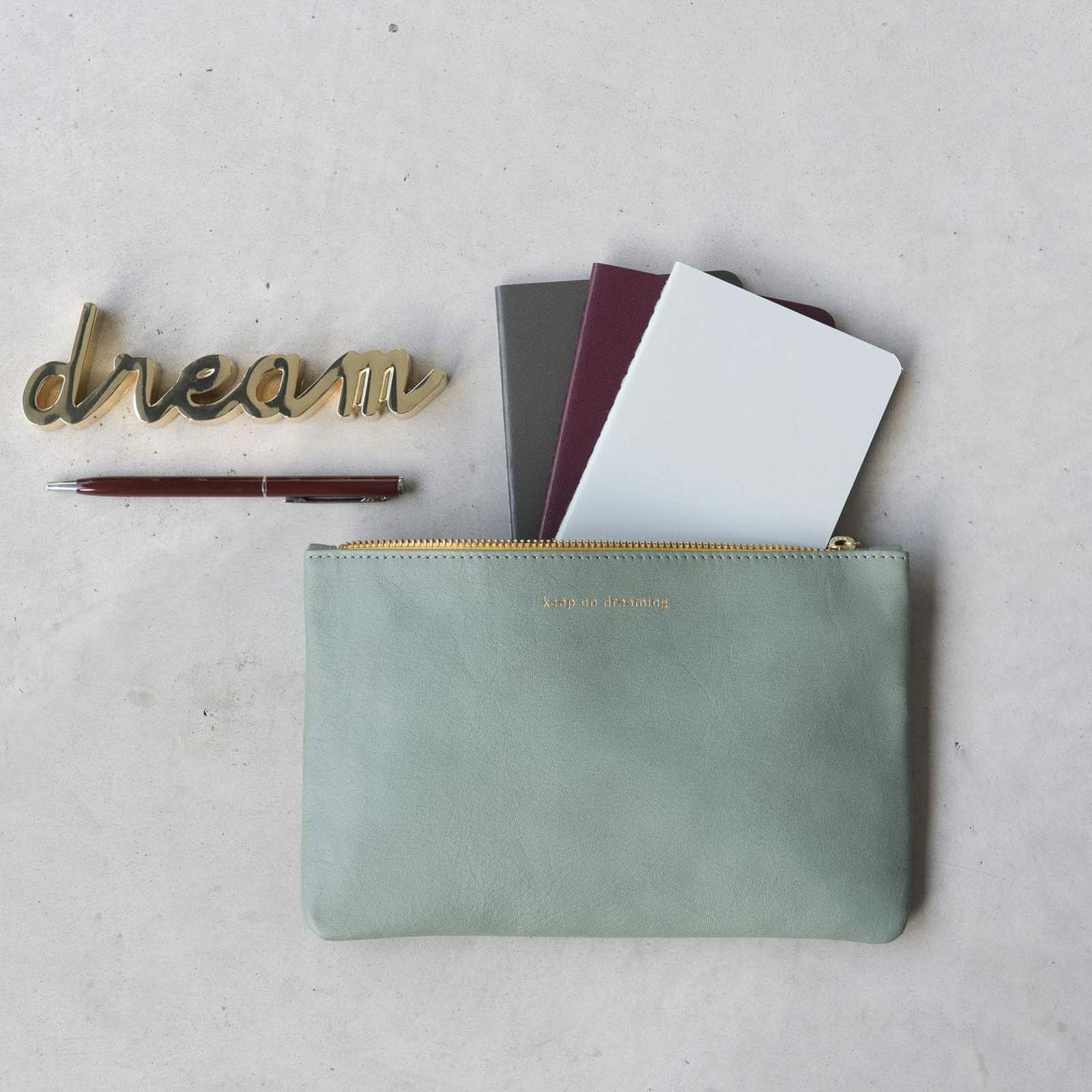 Pouch LRG "Keep on Dreaming"