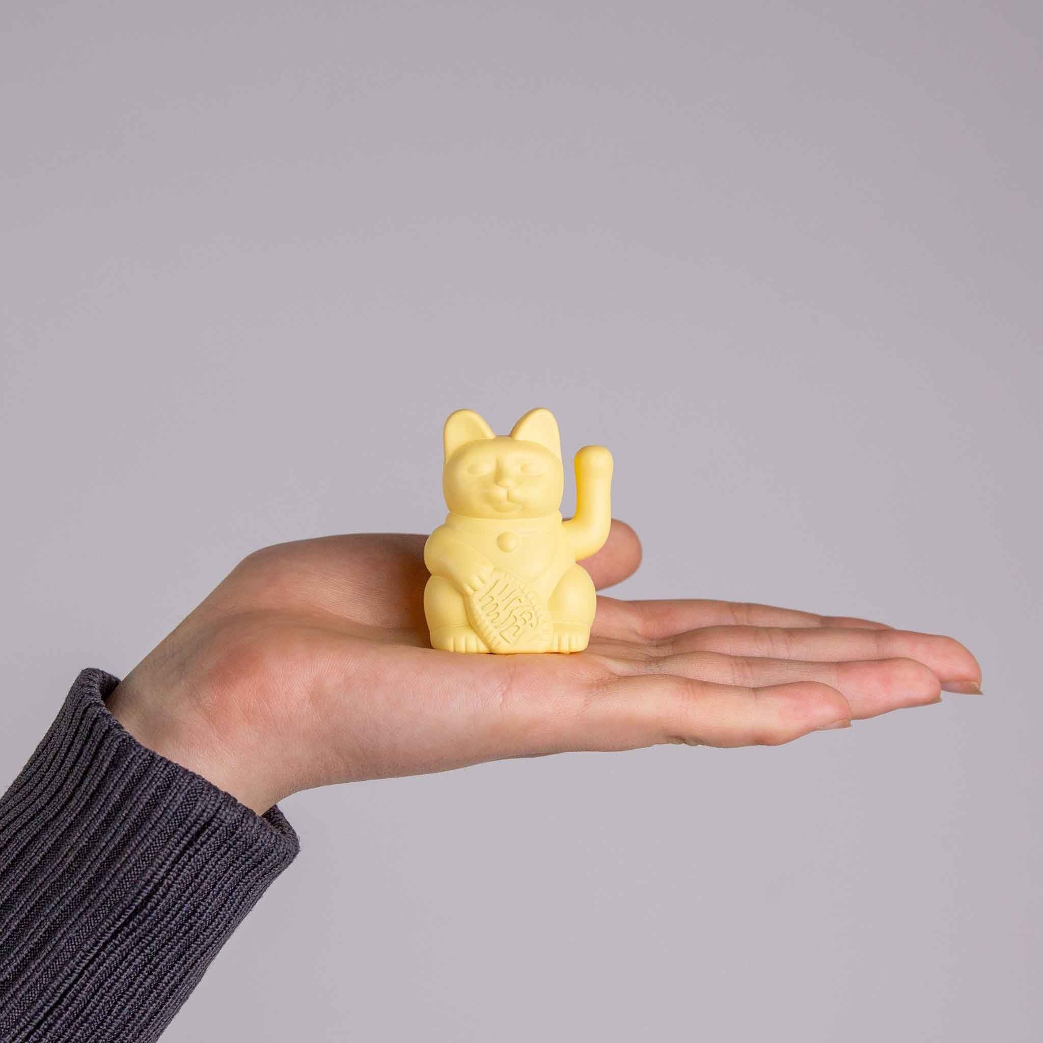 Solar Lucky Cat Winkekatze gelb