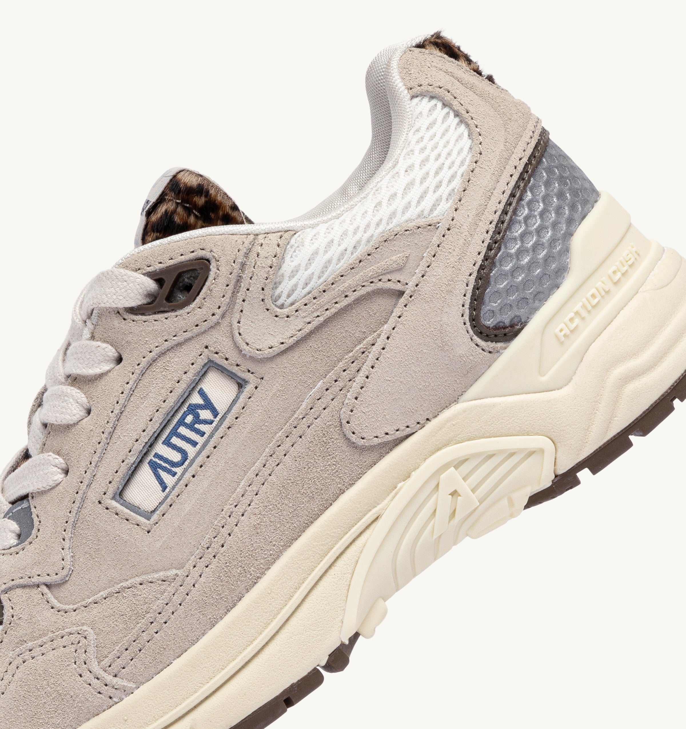 AUTRY Women Hyperway WA01 - Suede/Mesh Marshmellow/Leo