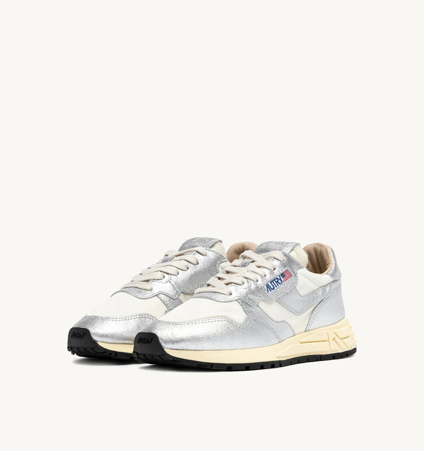 AUTRY Women Reelwind AN01-LamLeat/Nylon white/silver