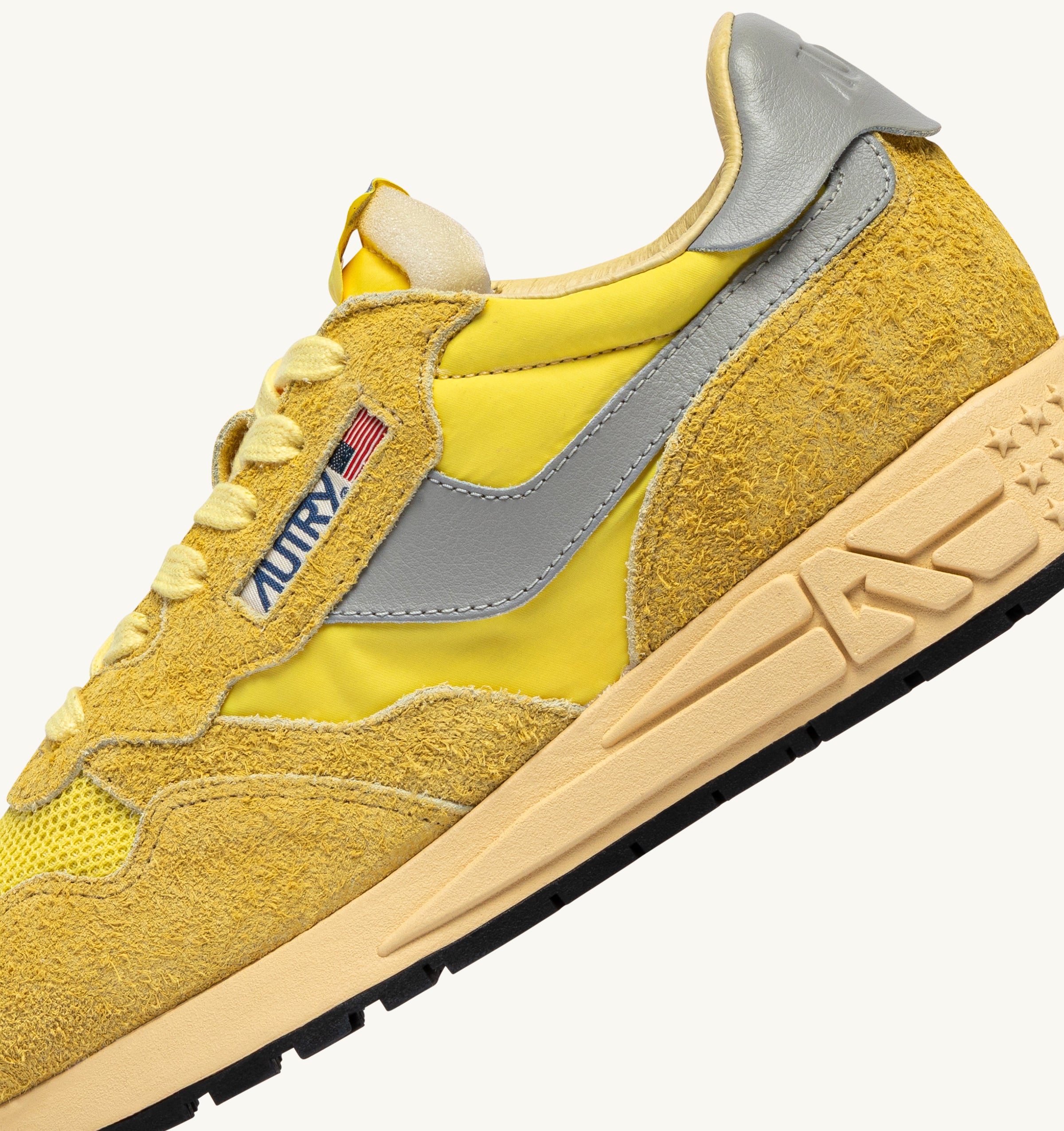AUTRY Women Reelwind UT58 - Suede/Net Popcorn/Vapor